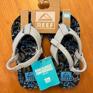 Reef Kids Black and Gray Dinosaur Flip Flops